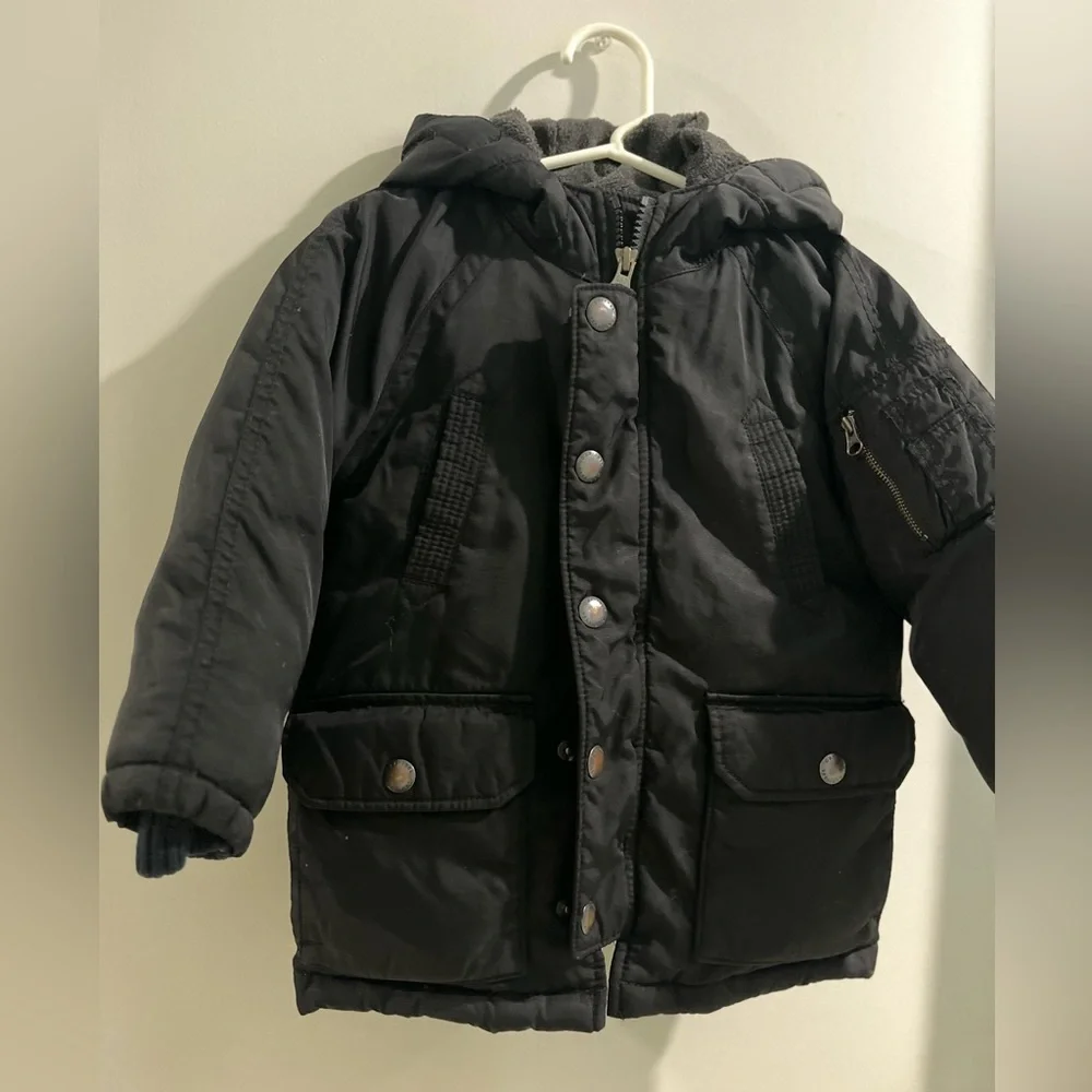 GAP Kids Black Puffer Jacket with Hood, size 3 years